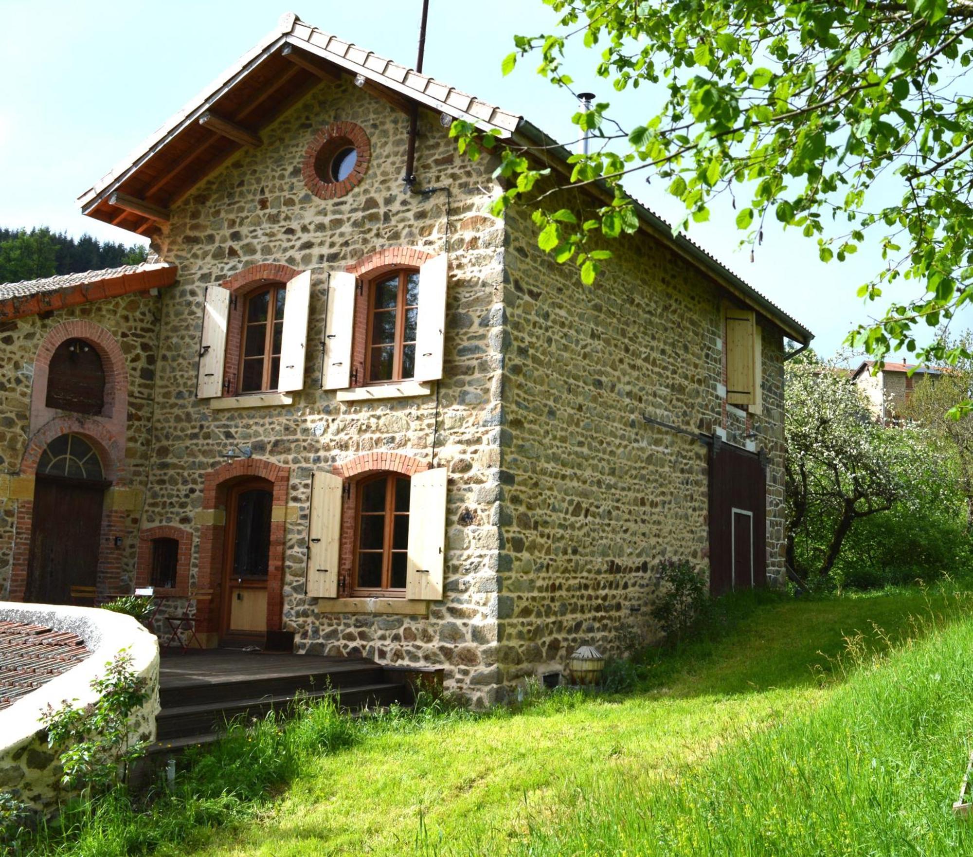 Vila La Fabrique Du Roncon Saint-Bonnet-le-Troncy Exteriér fotografie